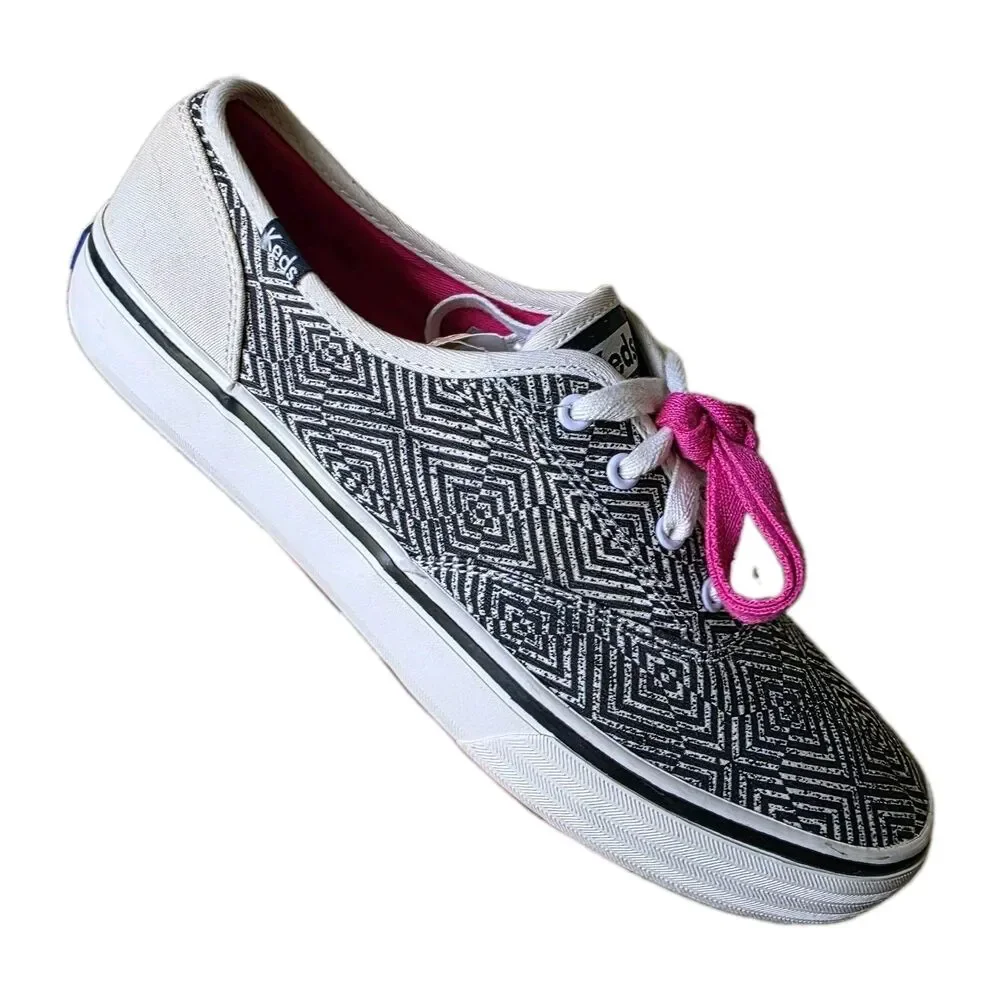 Keds Women's Size 9 Double Dutch Optic sneakers White/pink Laces